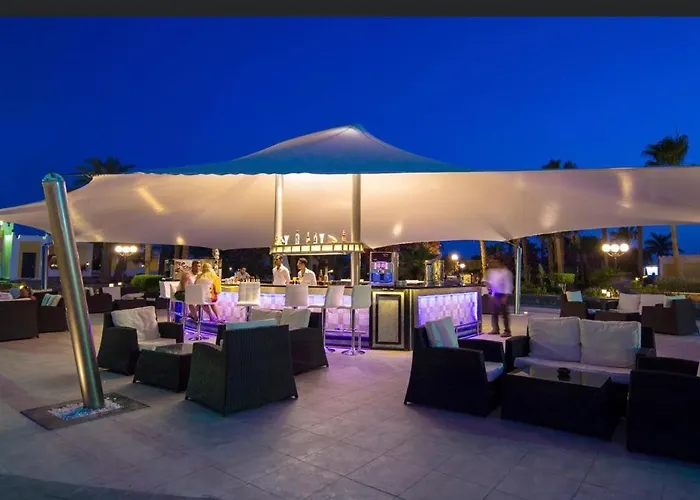 Deluxe Chalets At View Aqua & Aqua Park By Nando Resort *