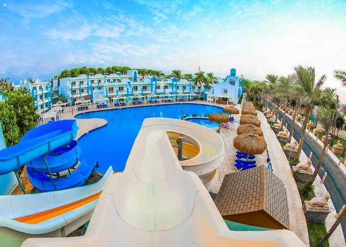 Deluxe Chalets At View Aqua & Aqua Park By Nando Resort *